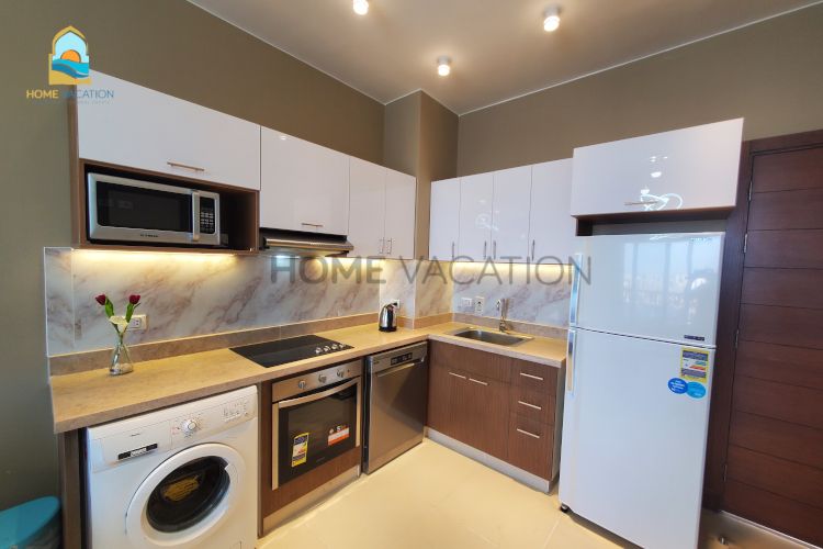 two bedroom apartment pool view for rent makadi heights kitchen (2)_0f555_lg